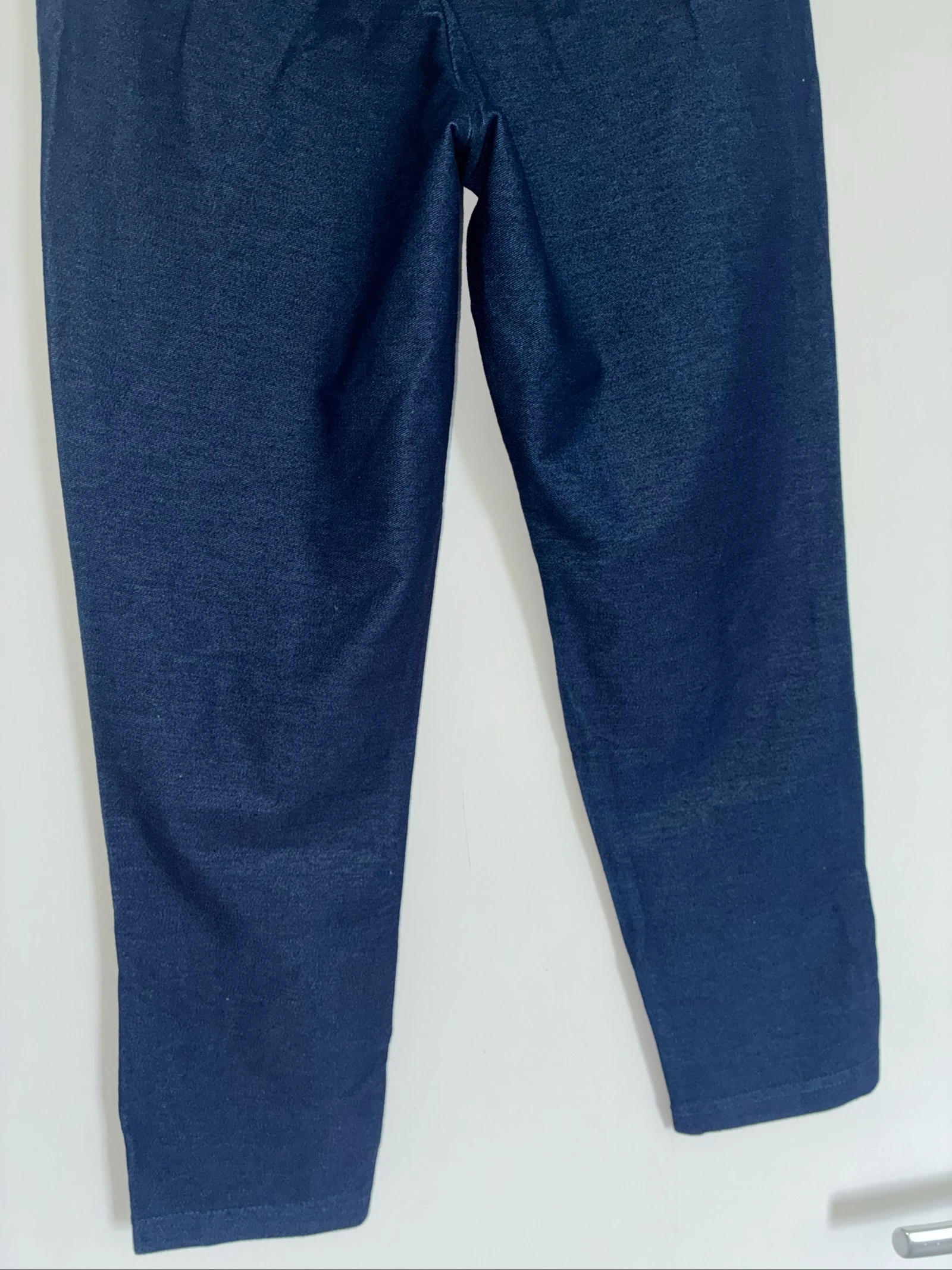Legging Capri azul-marinha com fenda P – photo 17